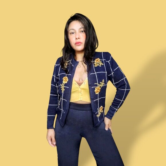 vintage 90's acrylic wool grid floral embroidered chunky granny cardigan S/M - Picture 6 of 6